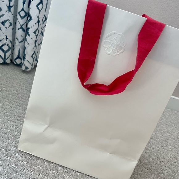 Authentic Alexander McQueen Shopping Bag - Picture 4 of 4